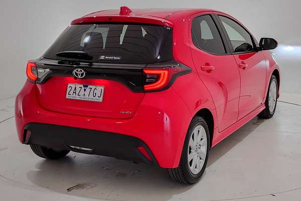 2024 Toyota Yaris SX Hybrid MXPH10R