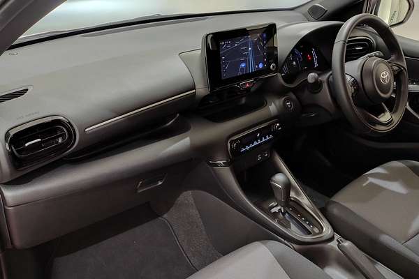 2024 Toyota Yaris SX Hybrid MXPH10R