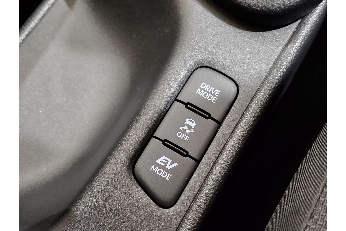 2024 Toyota Yaris SX Hybrid MXPH10R