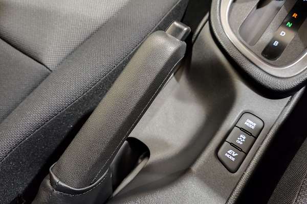 2024 Toyota Yaris SX Hybrid MXPH10R