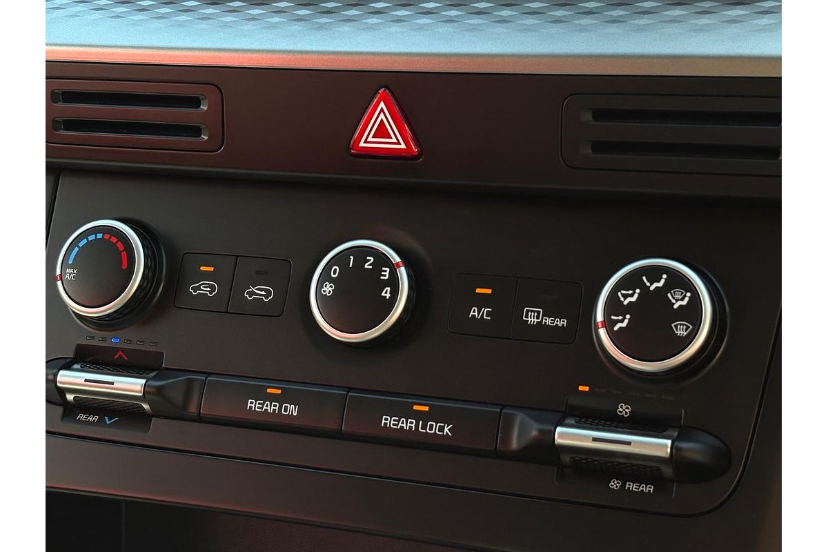 2022 Kia Carnival S KA4