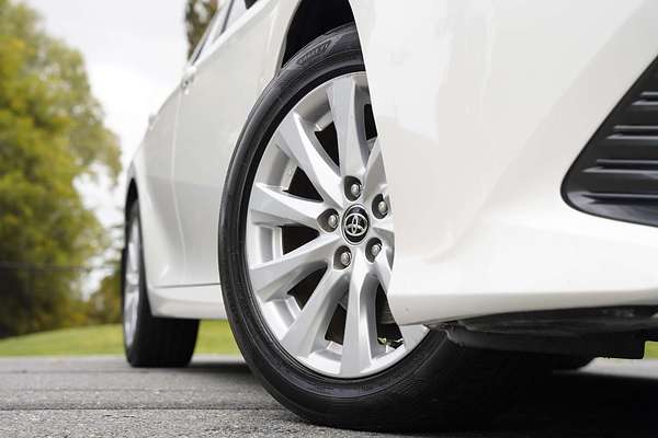 2020 Toyota Camry Ascent AXVH71R