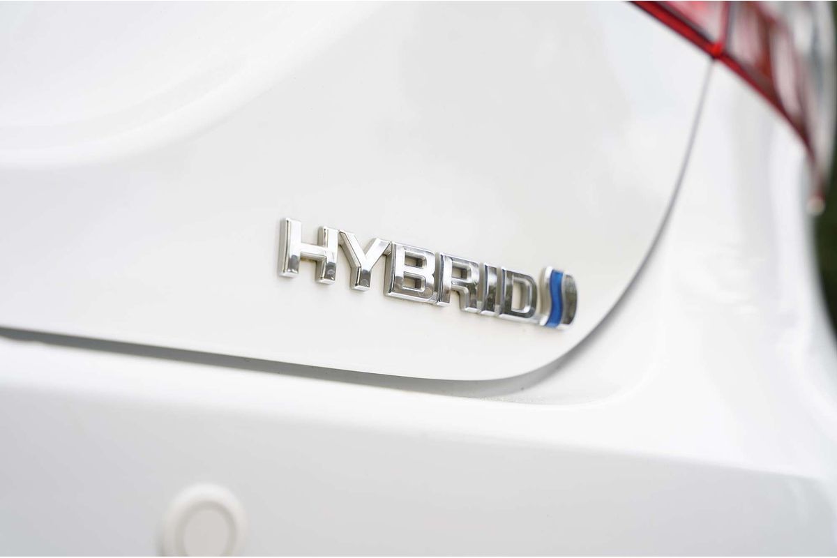 2020 Toyota Camry Ascent AXVH71R