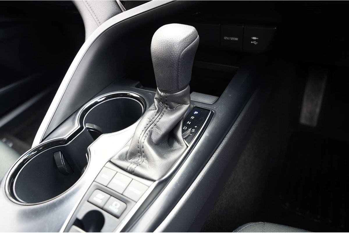 2020 Toyota Camry Ascent AXVH71R