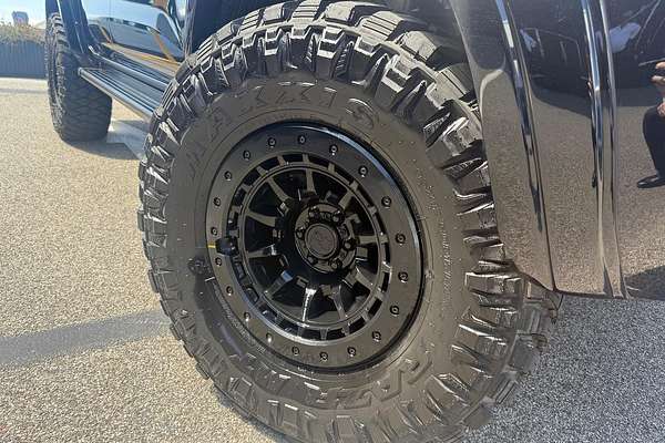 2022 Nissan Navara ST D23 4X4