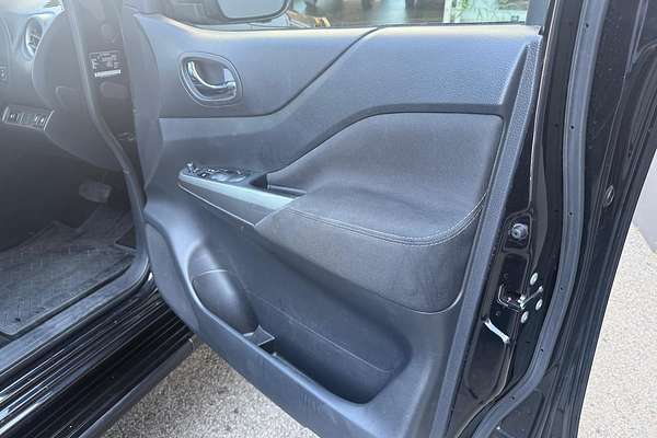 2022 Nissan Navara ST D23 4X4
