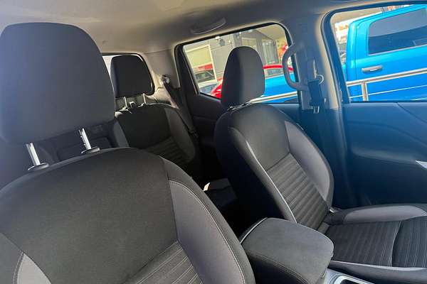 2022 Nissan Navara ST D23 4X4