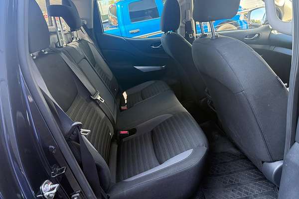 2022 Nissan Navara ST D23 4X4