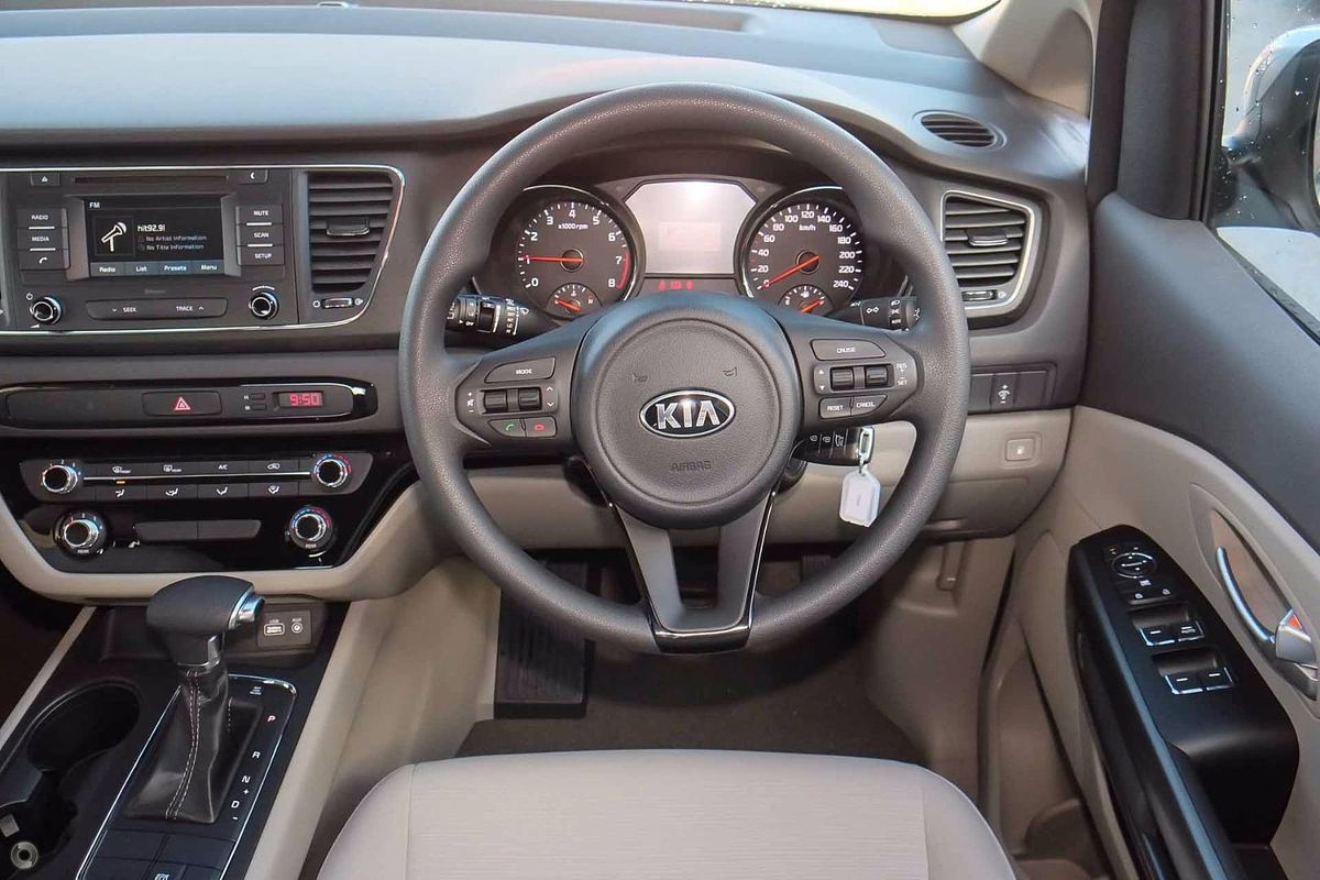 2018 Kia Carnival S YP