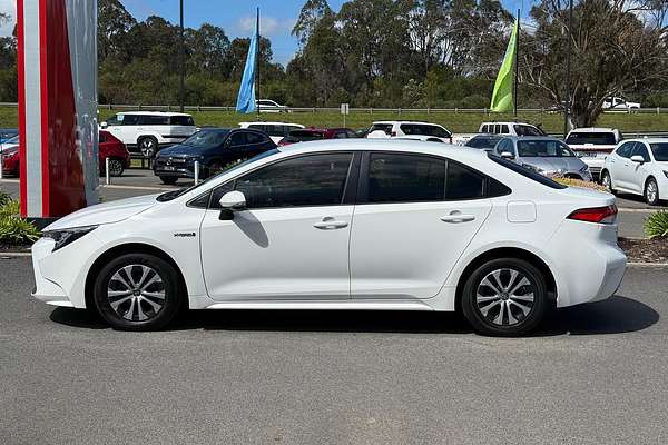 2021 Toyota Corolla Ascent Sport Hybrid ZWE211R