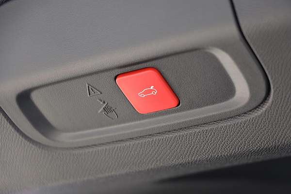 2025 Peugeot 408 GT Premium Hybrid P54