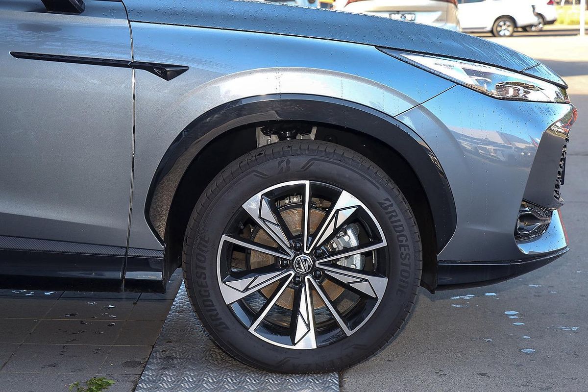 2024 MG HS Excite AS33