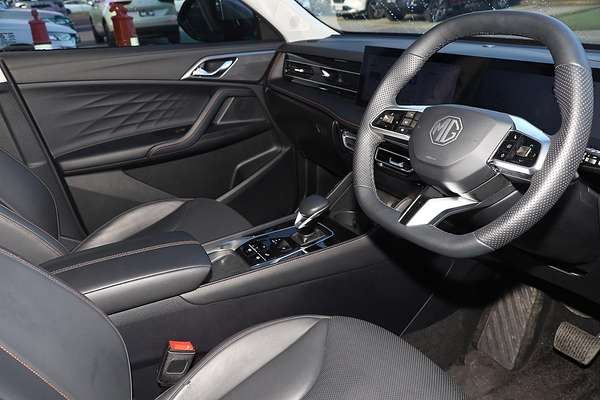 2024 MG HS Excite AS33