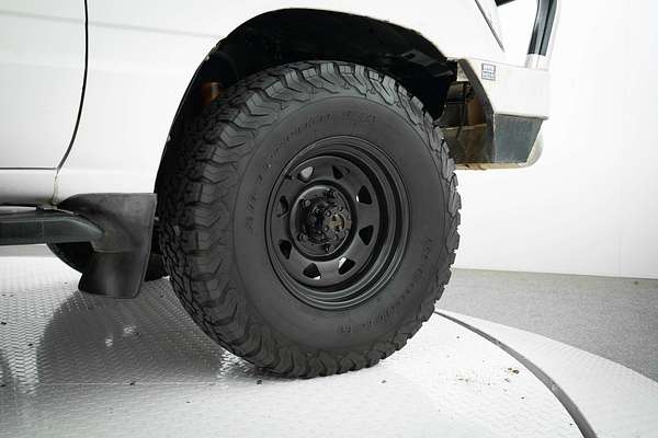 1999 Toyota Landcruiser Standard HZJ105R