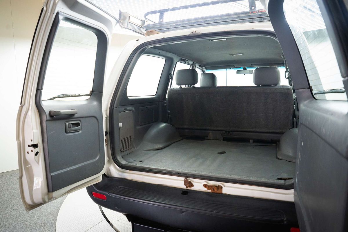 1999 Toyota Landcruiser Standard HZJ105R