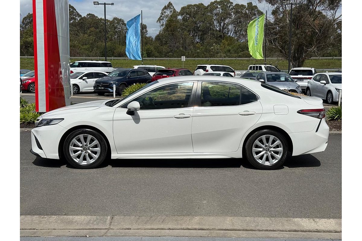2018 Toyota Camry Ascent ASV70R