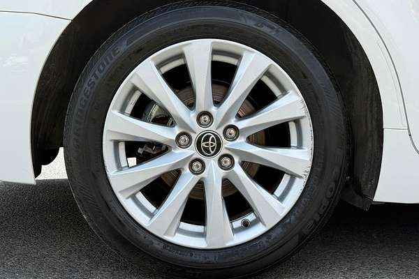 2018 Toyota Camry Ascent ASV70R