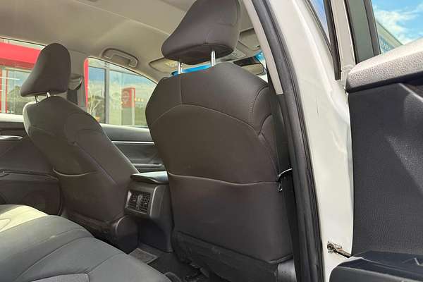 2018 Toyota Camry Ascent ASV70R