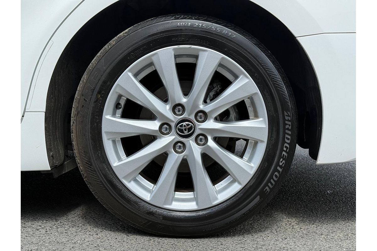 2018 Toyota Camry Ascent ASV70R
