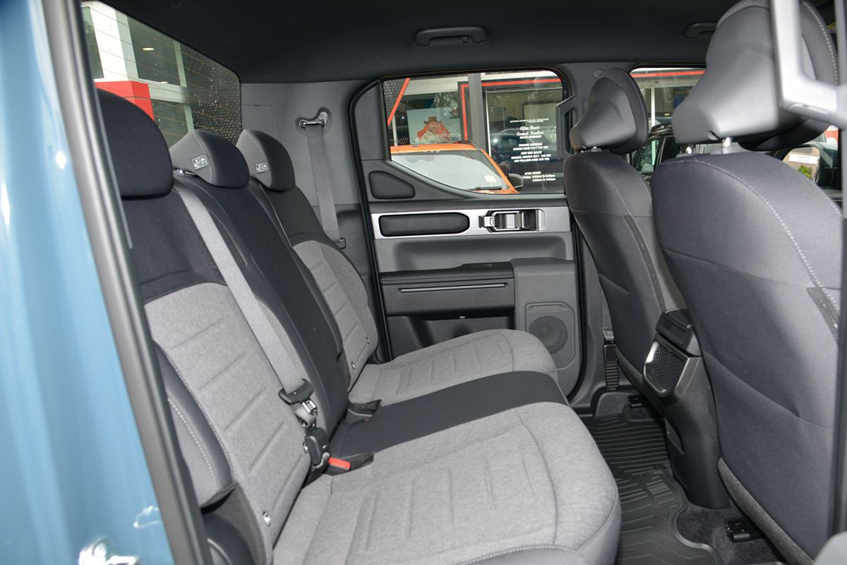 2025 Kia Tasman SX TK 4X4