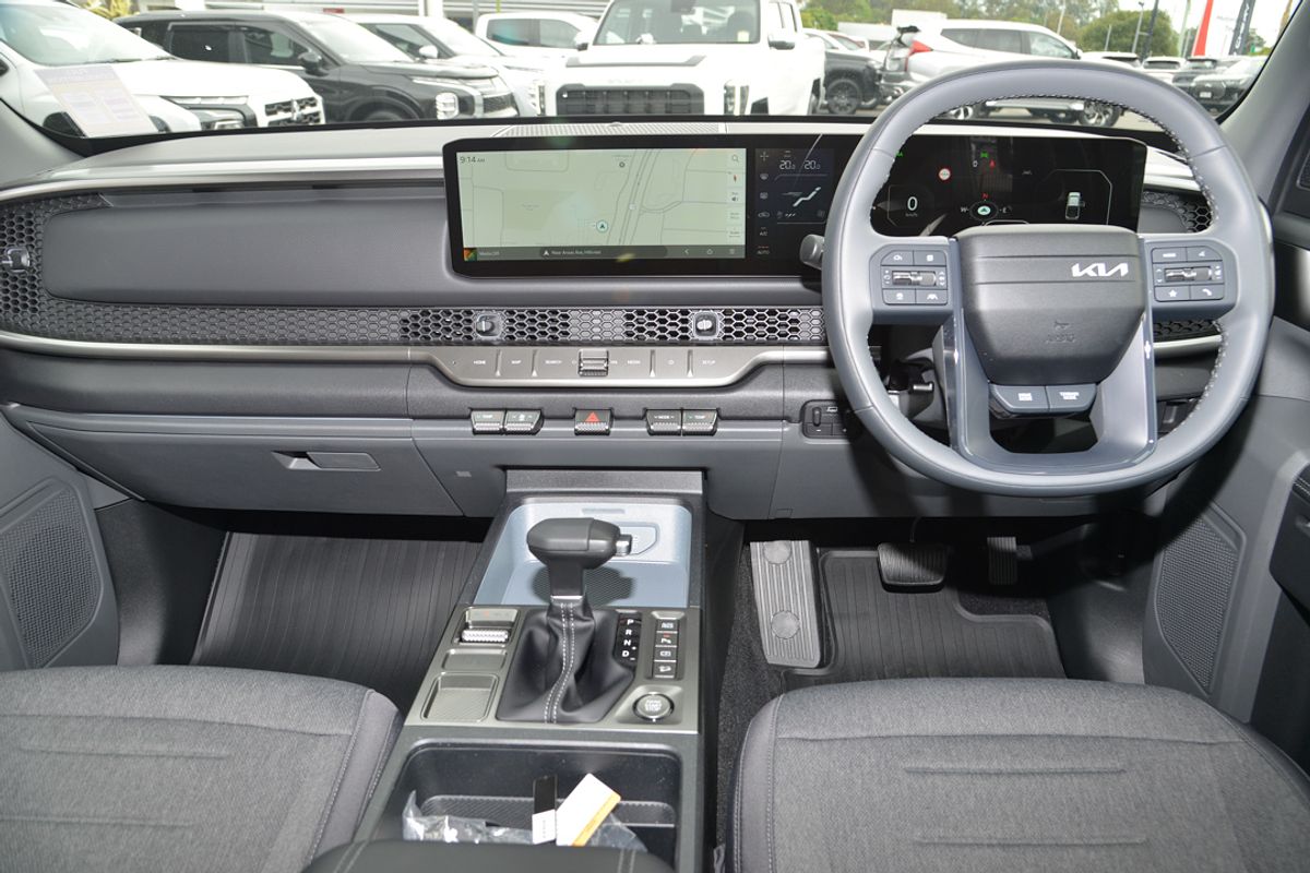 2025 Kia Tasman SX TK 4X4