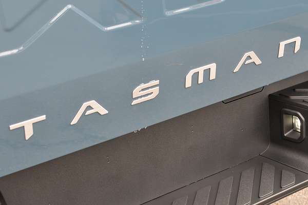 2025 Kia Tasman SX TK 4X4