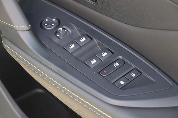 2025 Peugeot 408 GT Premium Hybrid P54