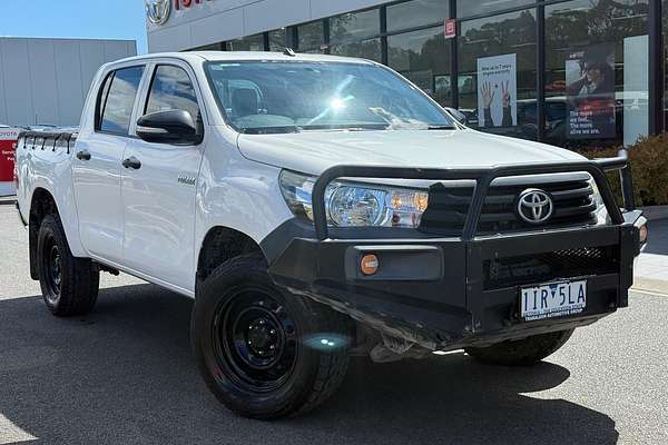 2016 Toyota Hilux Workmate GUN125R 4X4