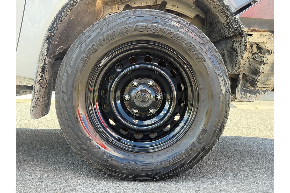 2016 Toyota Hilux Workmate GUN125R 4X4