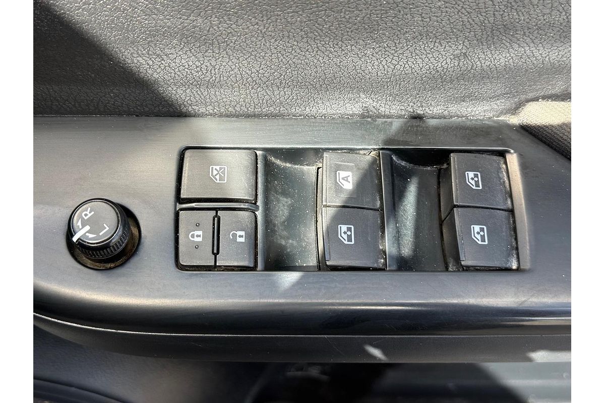 2016 Toyota Hilux Workmate GUN125R 4X4