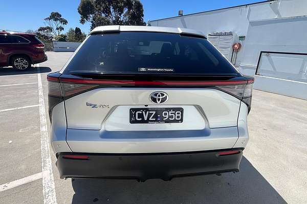 2024 Toyota bZ4X XEAM10R