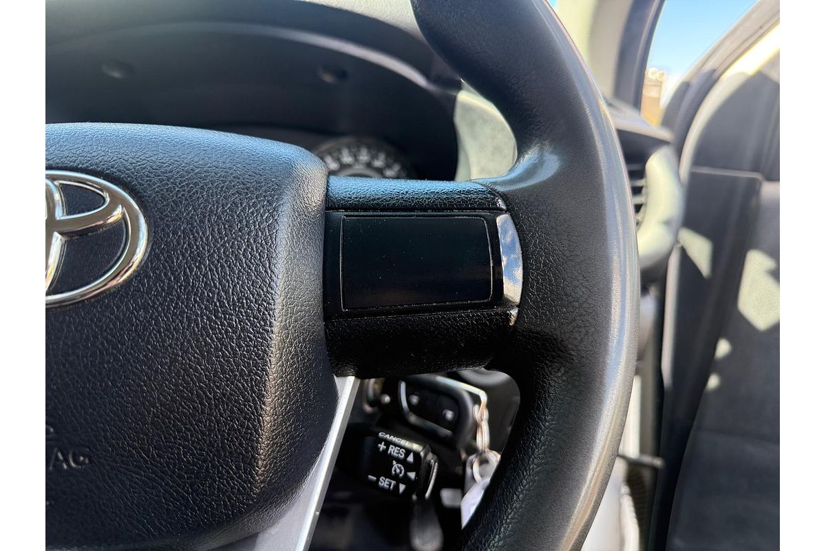2016 Toyota Hilux Workmate GUN125R 4X4