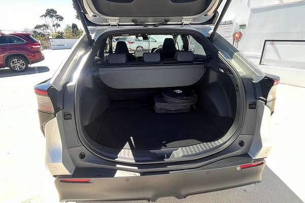 2024 Toyota bZ4X XEAM10R