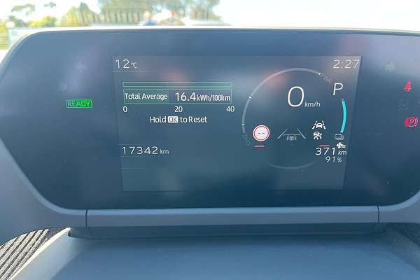 2024 Toyota bZ4X XEAM10R