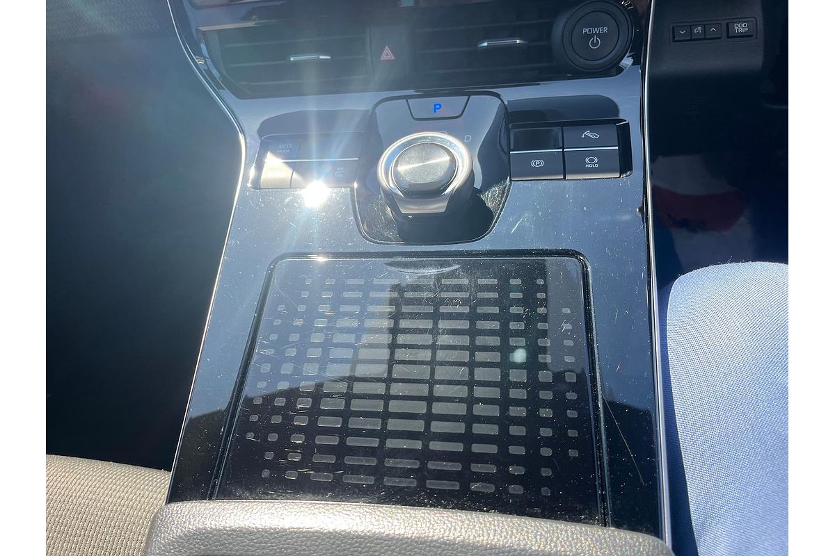 2024 Toyota bZ4X XEAM10R