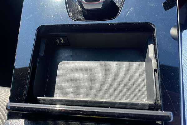 2024 Toyota bZ4X XEAM10R