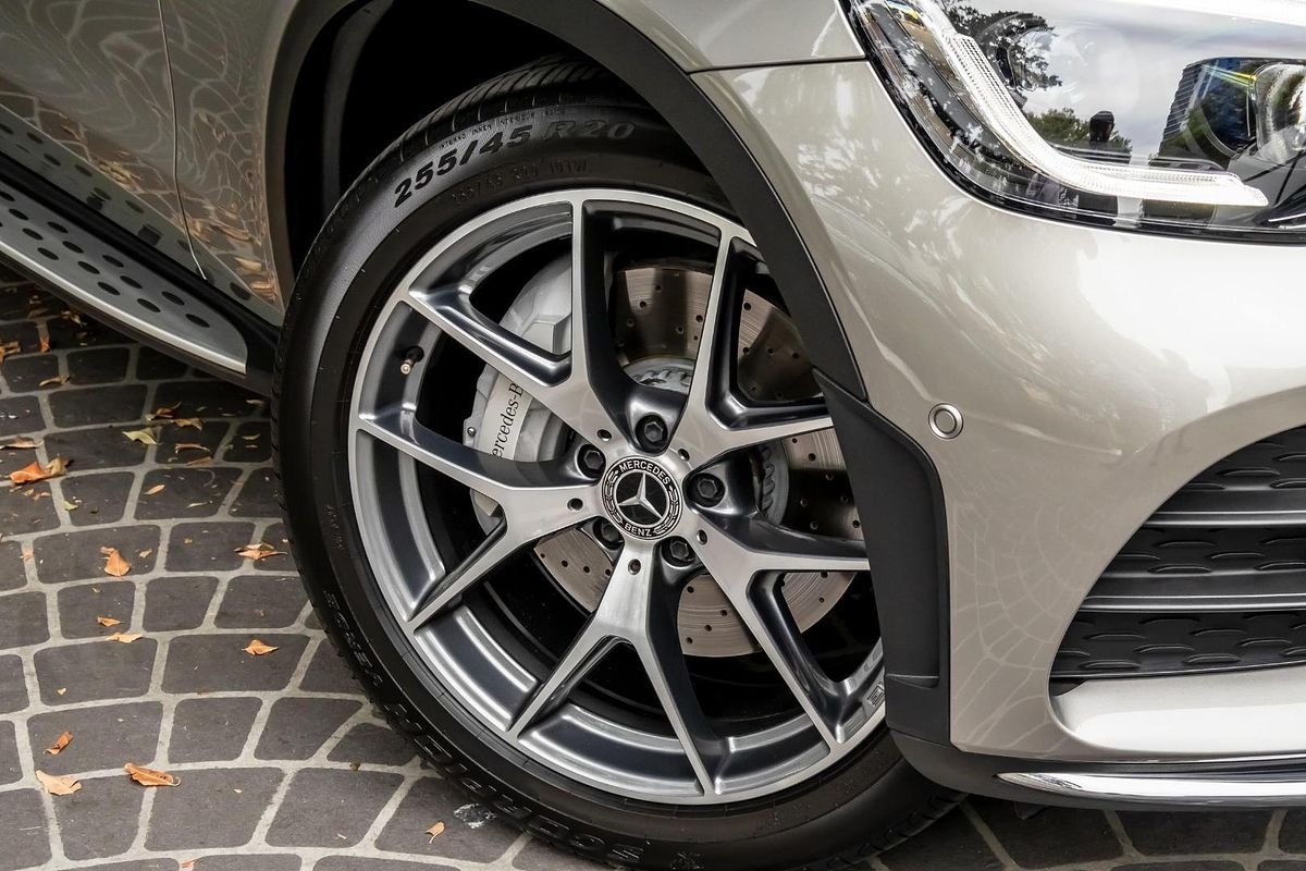 2020 Mercedes-Benz GLC-Class GLC300