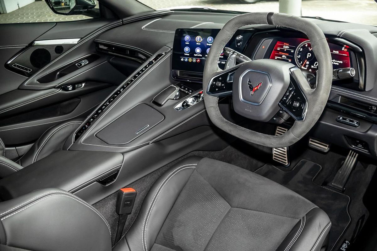 2023 Chevrolet Corvette Stingray 2LT C8