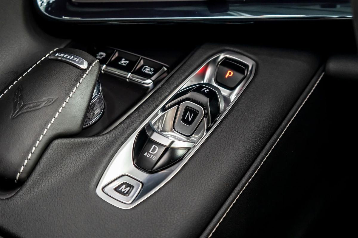 2023 Chevrolet Corvette Stingray 2LT C8