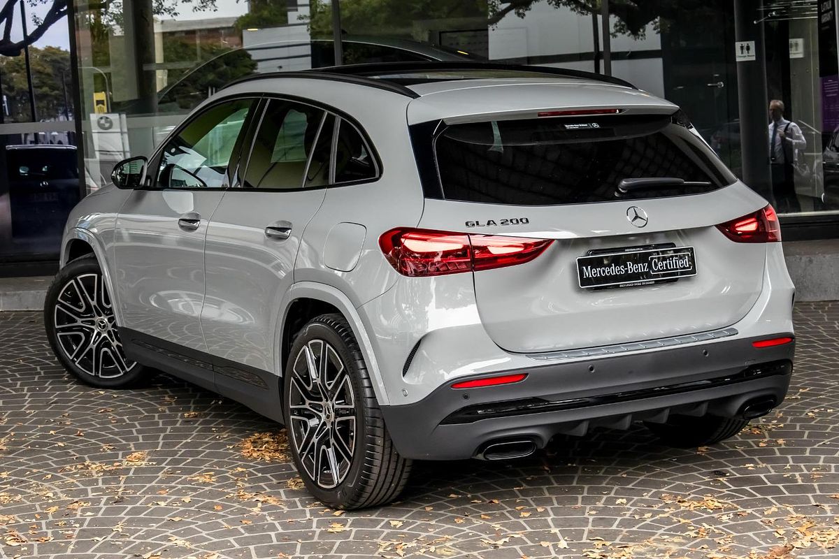2025 Mercedes-Benz GLA-Class GLA200 H247