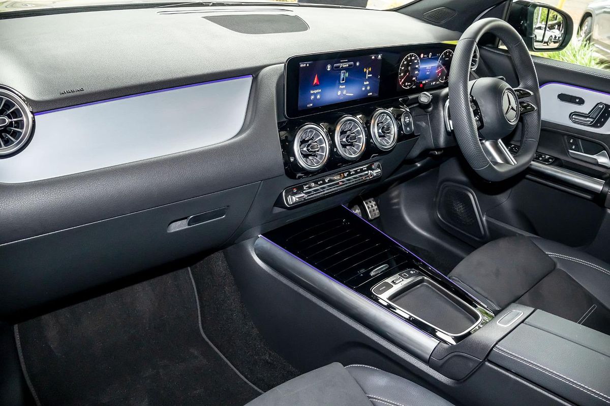 2025 Mercedes-Benz GLA-Class GLA200 H247