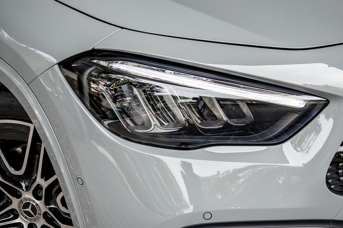 2025 Mercedes-Benz GLA-Class GLA200 H247