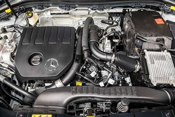 2025 Mercedes-Benz GLA-Class GLA200 H247