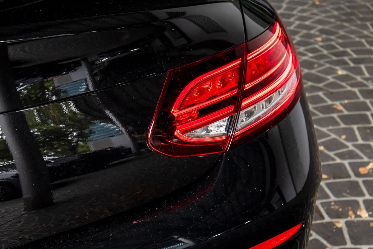 2020 Mercedes-Benz C-Class C200 C205