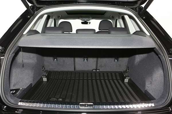 2024 Audi Q3 35 TFSI F3