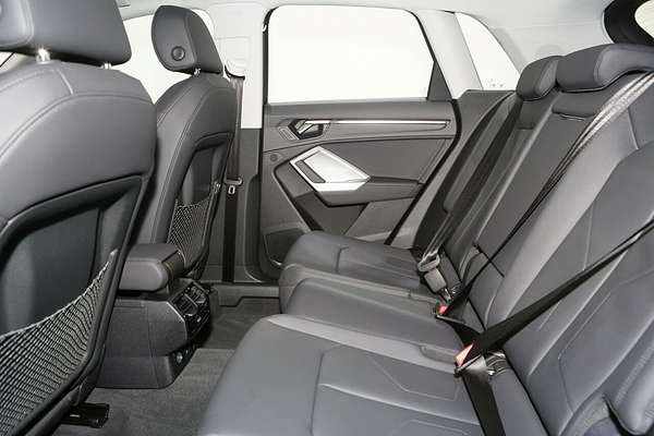 2024 Audi Q3 35 TFSI F3
