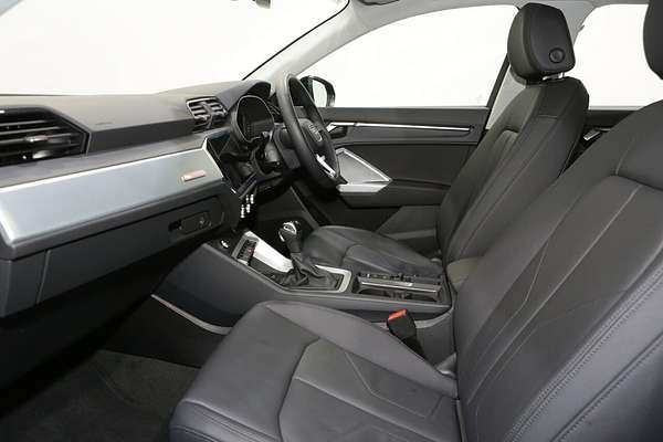 2024 Audi Q3 35 TFSI F3