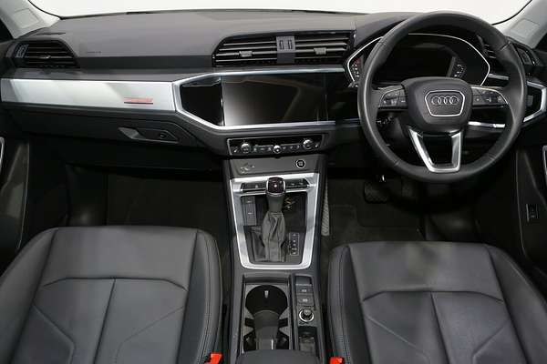 2024 Audi Q3 35 TFSI F3