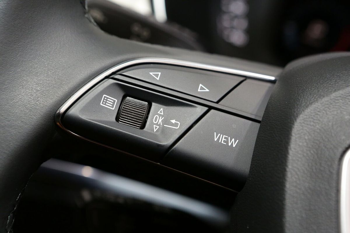 2024 Audi Q3 35 TFSI F3
