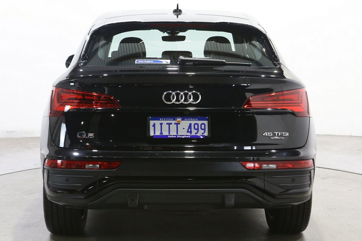 2022 Audi Q5 45 TFSI S line FY